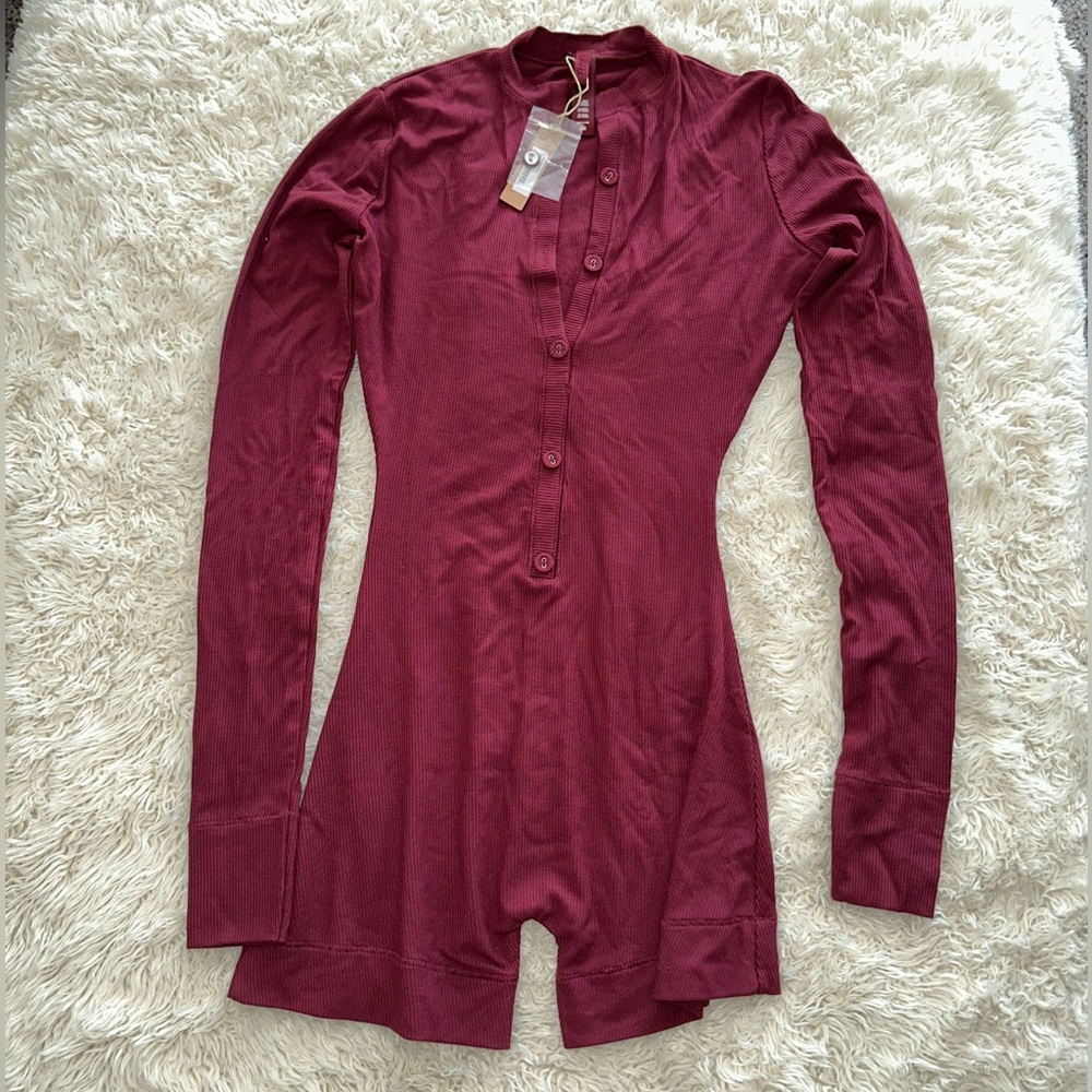 SKIMS Soft Lounge Henley Romper